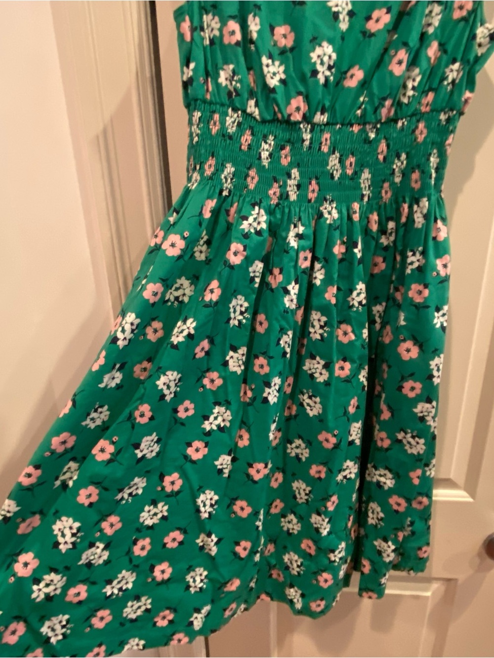 NWOT Kate Spade L Women’s Dress Green pink white Floral with Smocked Waist - Picture 4 of 7